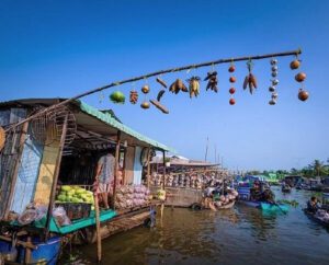 MEKONG – Floating Market & Forest